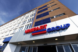Unipart-House-main-reception-looking-up